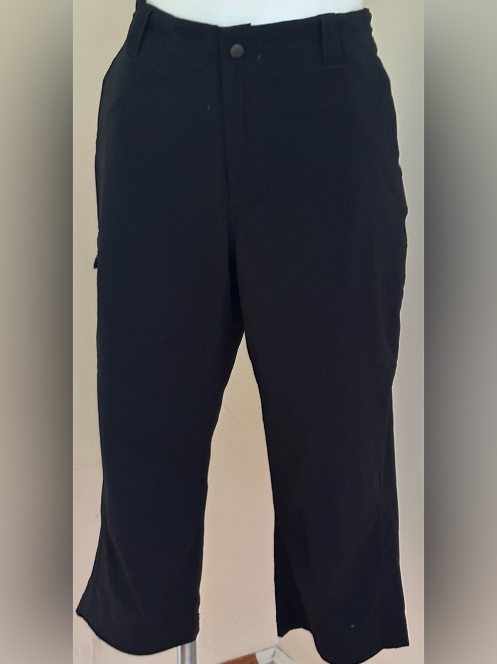 LL BEAN Black Straight-Leg Cargo Zipper Pocket Capri Pants Adjustable Waist Sz S